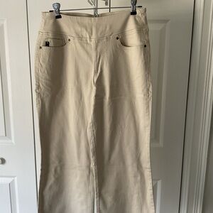Kim Gravel Women’s Wide-Leg Jeans in Beige